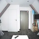 Zuraw Apartment